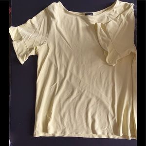 Pale yellow Ann Taylor Factory tee sz  L. Stretchy & comfy! With cute sleeves